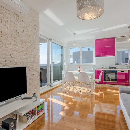 דירות נובליה Fucshia Dreams, Brand New Penthouse For 8 מראה חיצוני תמונה