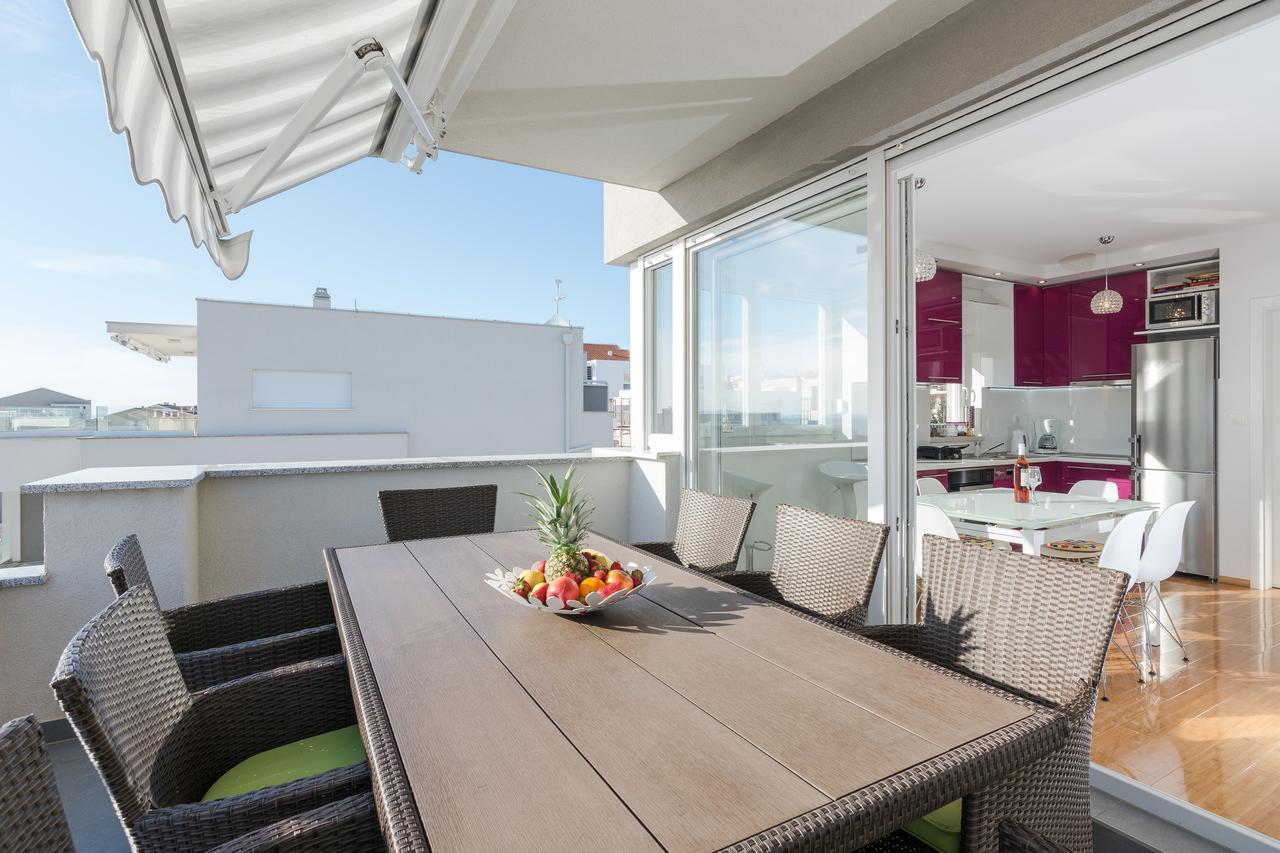 דירות נובליה Fucshia Dreams, Brand New Penthouse For 8 מראה חיצוני תמונה