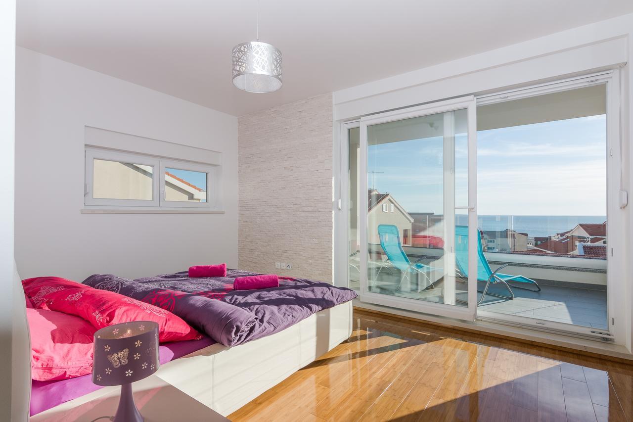 דירות נובליה Fucshia Dreams, Brand New Penthouse For 8 מראה חיצוני תמונה