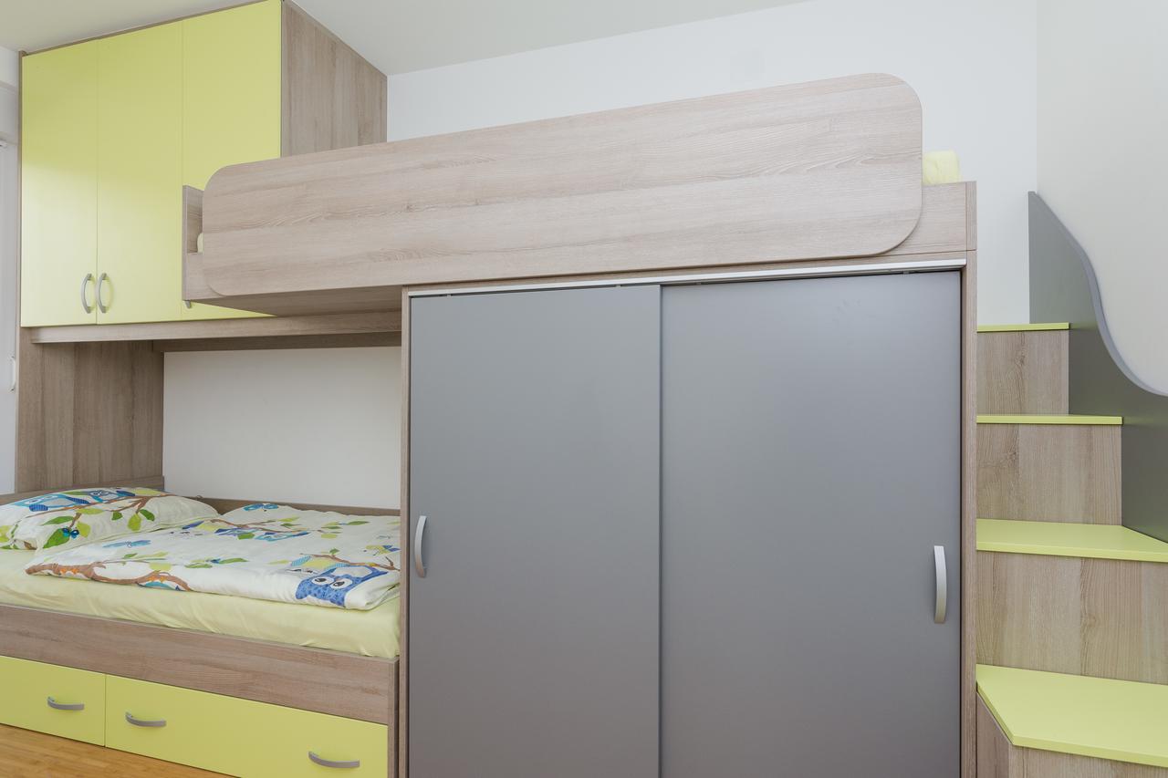 דירות נובליה Fucshia Dreams, Brand New Penthouse For 8 מראה חיצוני תמונה